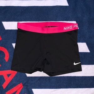 Black Nike Pro short